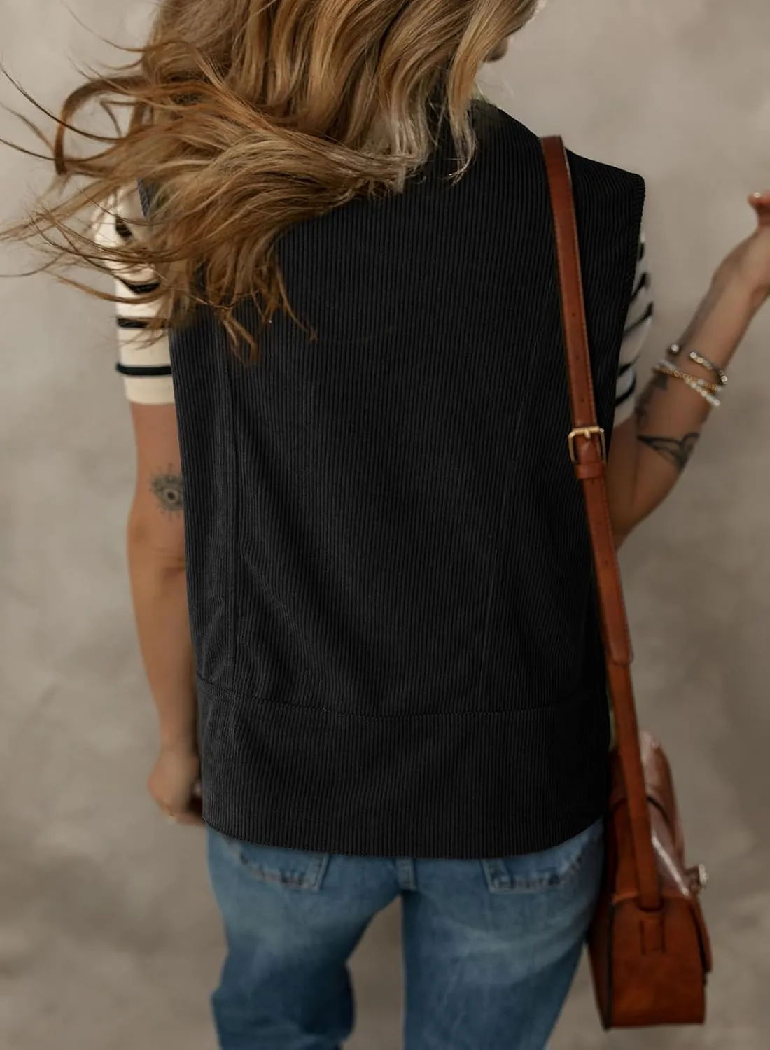 Dokotoo Womens Corduroy Vests Outerwear 2025 Button-Down Lightweight Waistcoat Sleeveless Jacket Casual Vest