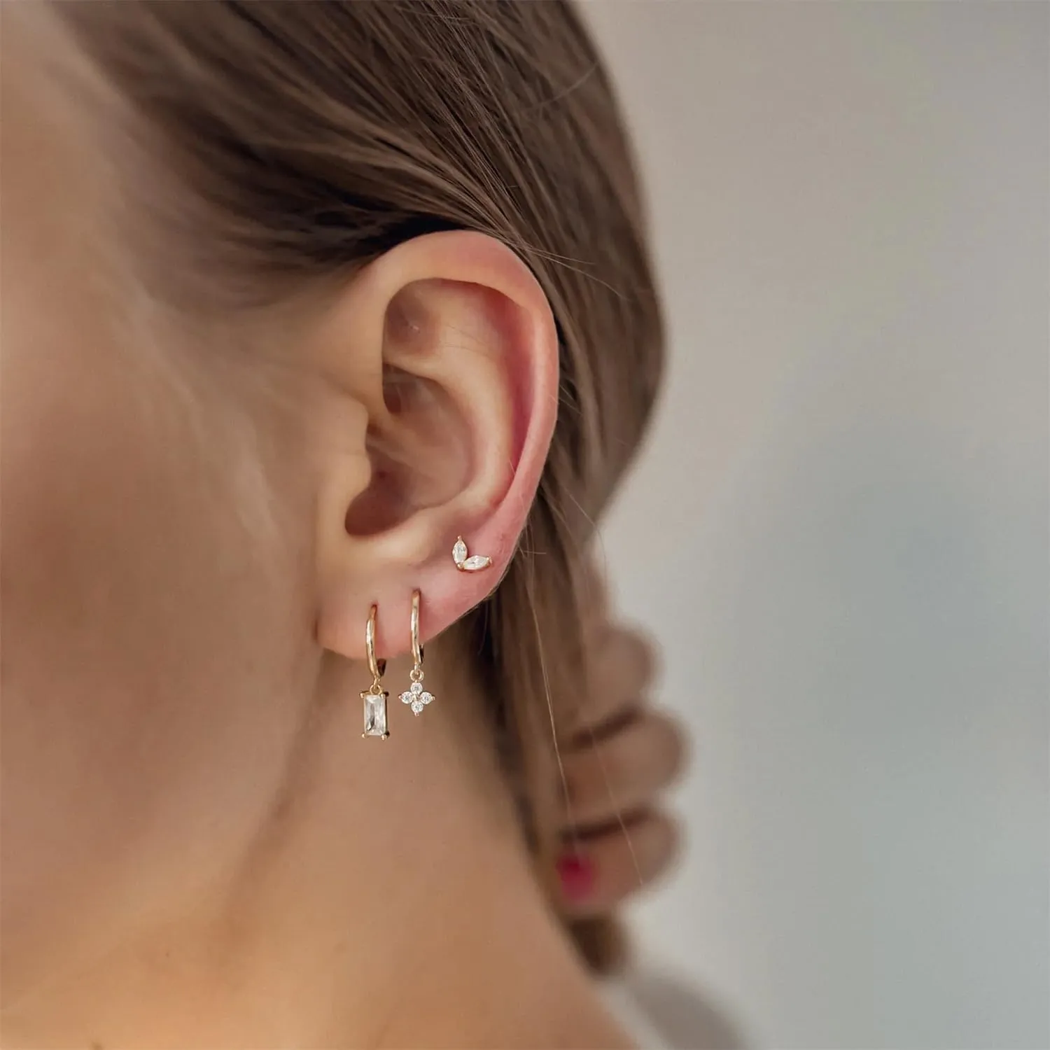 RIOSO Stud Earrings for Women Gold CZ Huggie Hoop Earrings Gold Cartilage Hypoallergenic Earrings Sets for Multiple Piercing Dainty Earrings Set