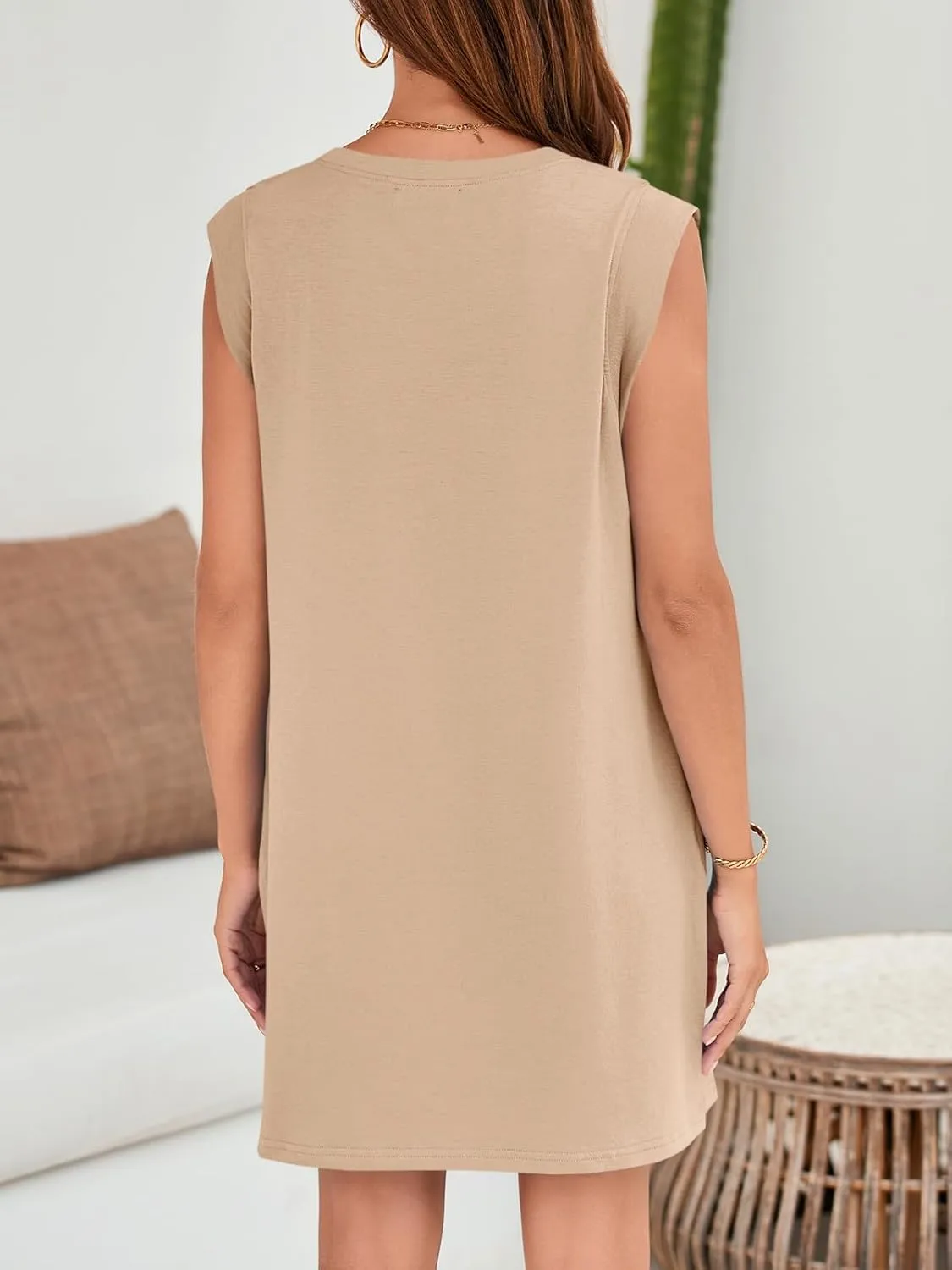 Wenrine Womens Summer Mini Dress Casual Loose Sleeveless Crewneck Slit Basic T Shirt Dresses with Pockets