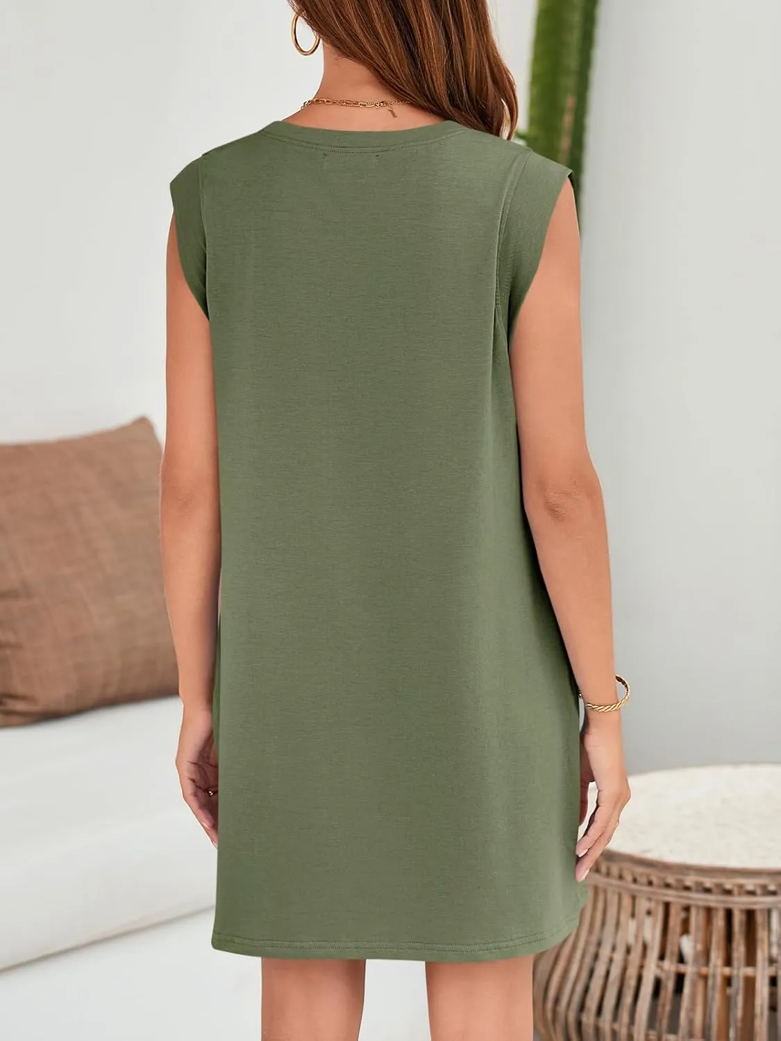 Wenrine Womens Summer Mini Dress Casual Loose Sleeveless Crewneck Slit Basic T Shirt Dresses with Pockets