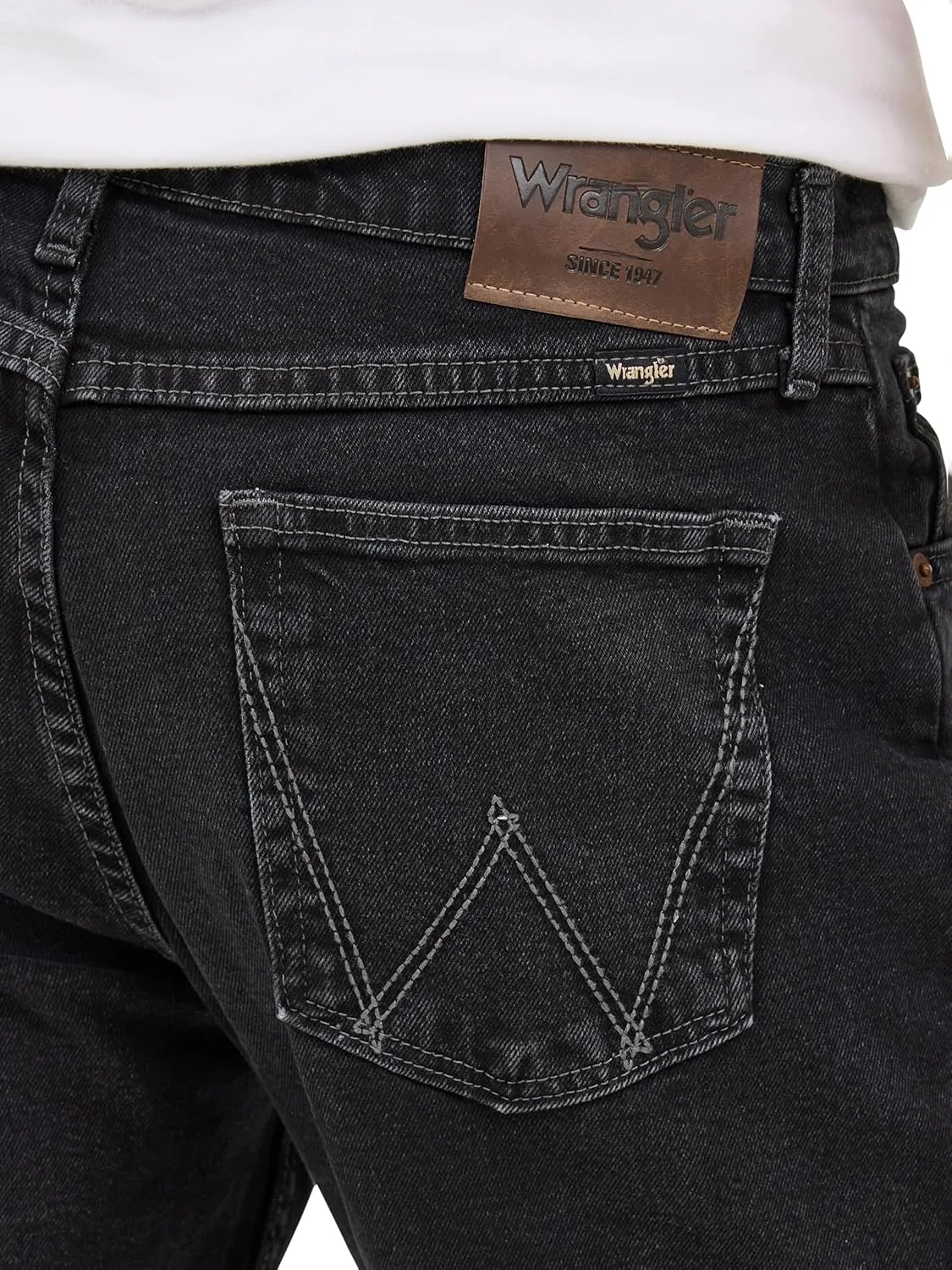 Wrangler Men's Free to Stretch Athletic Fit Jeans