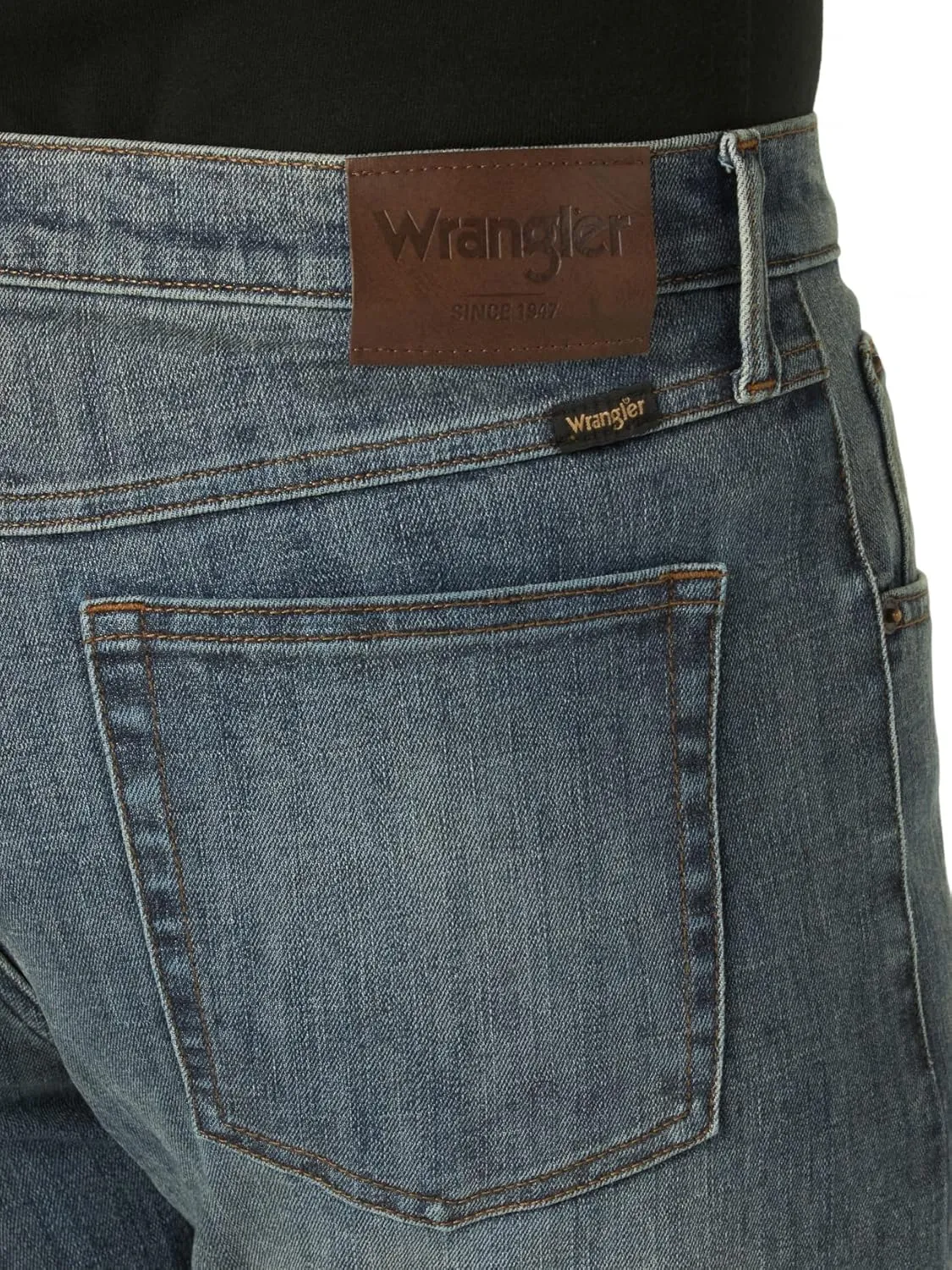 Wrangler Men's Free to Stretch Athletic Fit Jeans