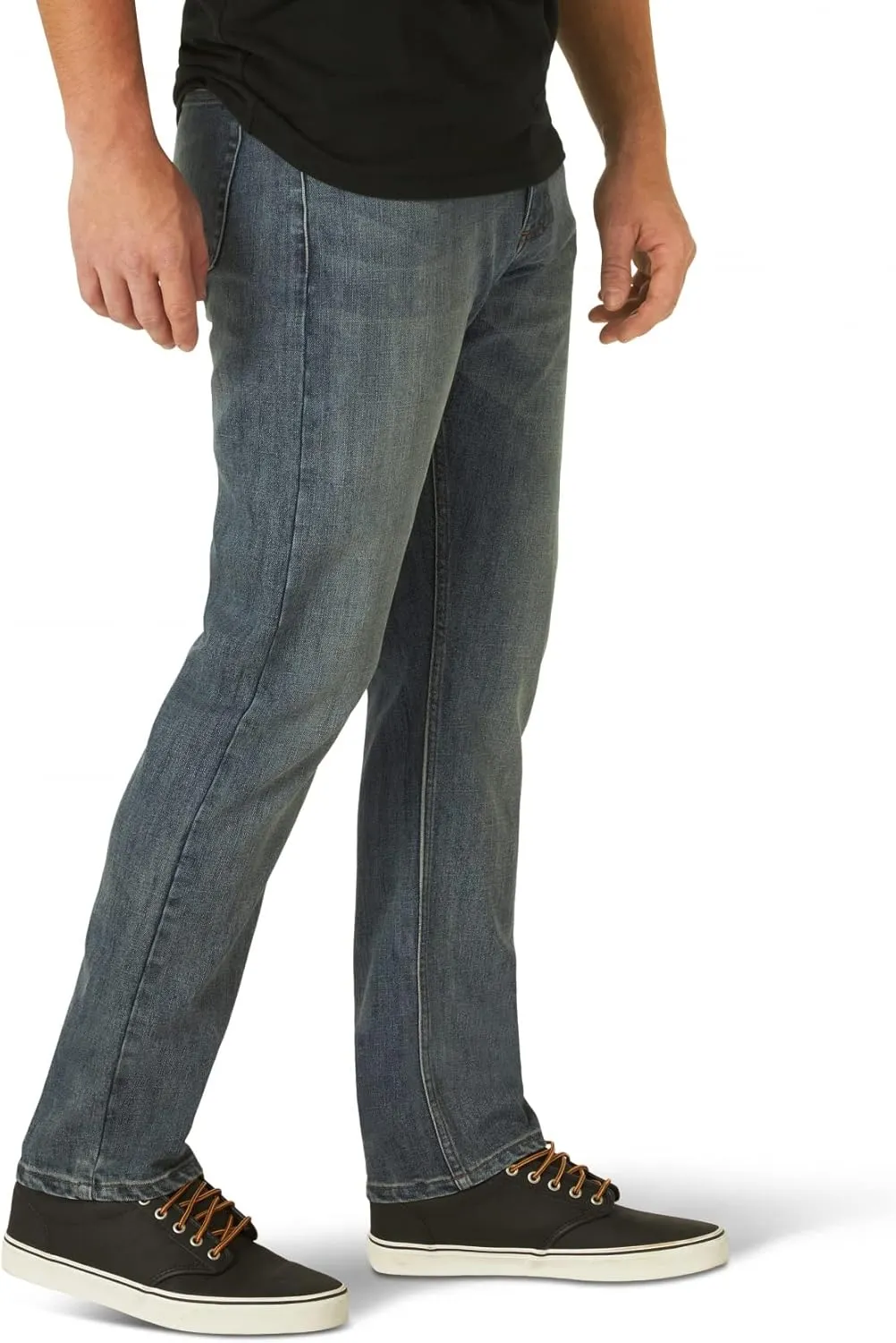 Wrangler Men's Free to Stretch Athletic Fit Jeans