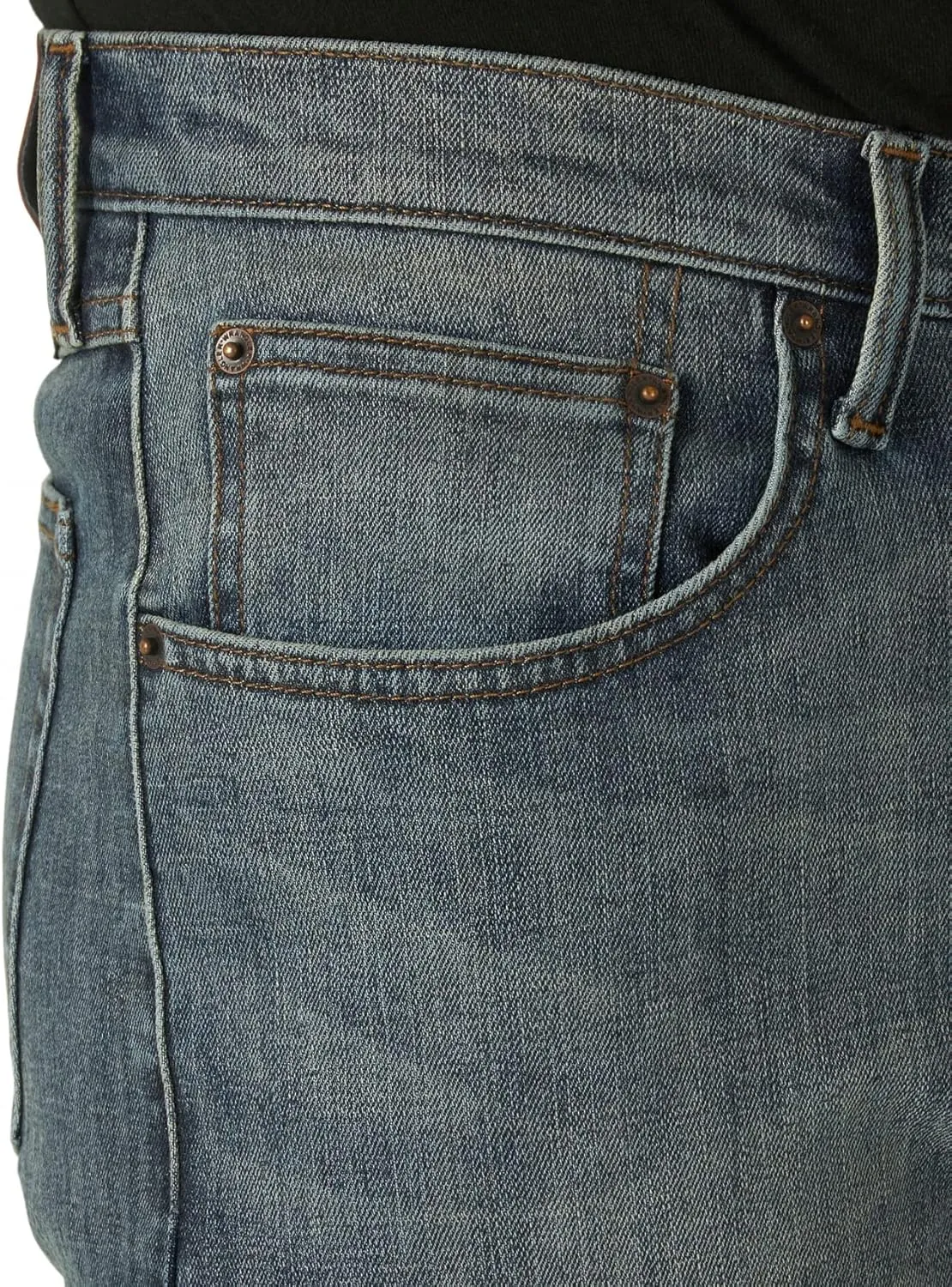 Wrangler Men's Free to Stretch Athletic Fit Jeans