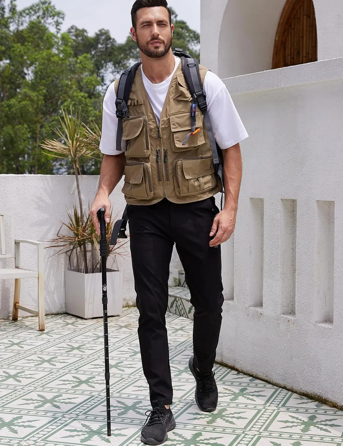 Yimoon Mens Utility Fishing Vest Summer Lightweight Safari Travel Cargo Vest Outdoor Work Vests Multi Pockets